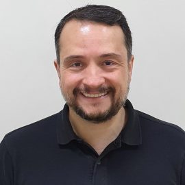 Dr. Paulo Tescaro Junior CROSP - 51.625